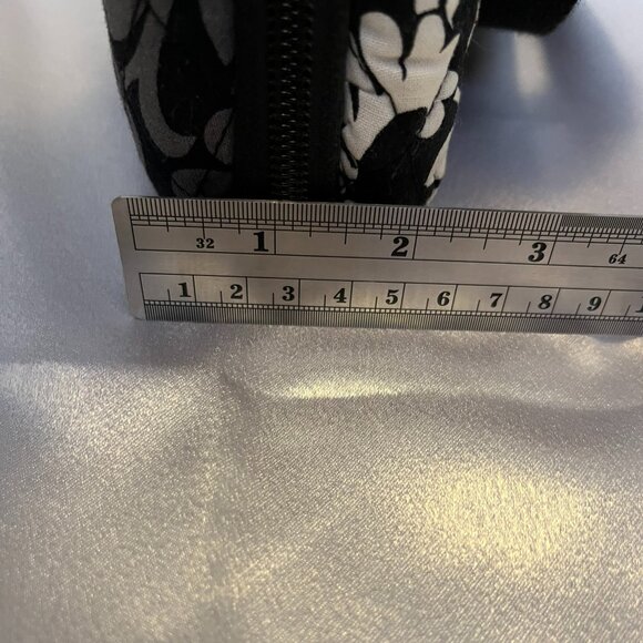 Vera Bradley Hard Shell Tablet Case – Retired “Baroque” Pattern – Crossbody - Picture 11 of 16